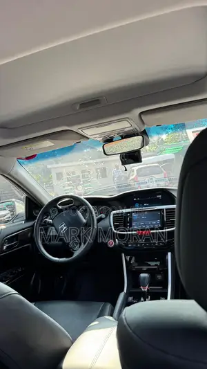 Honda Accord EX-L 4dr Sedan FWD (2.4L 4cyl 2A) 2017 Silver