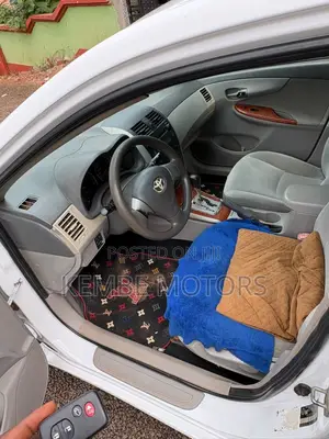Toyota Corolla 2009 White