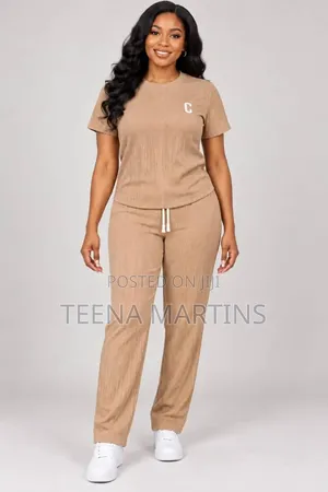 Ladies Top and Down