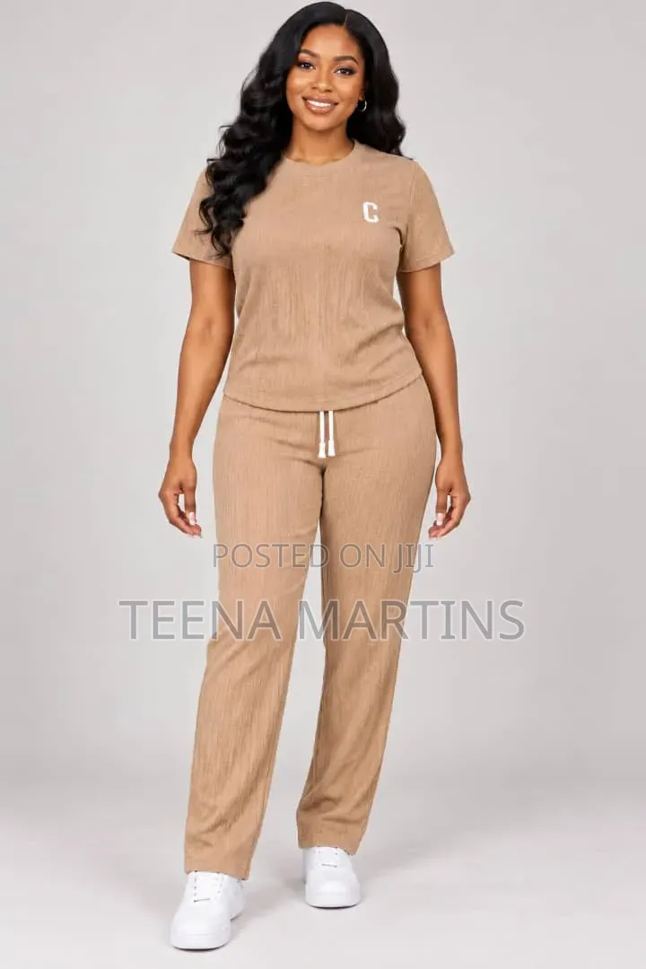 Ladies Top and Down