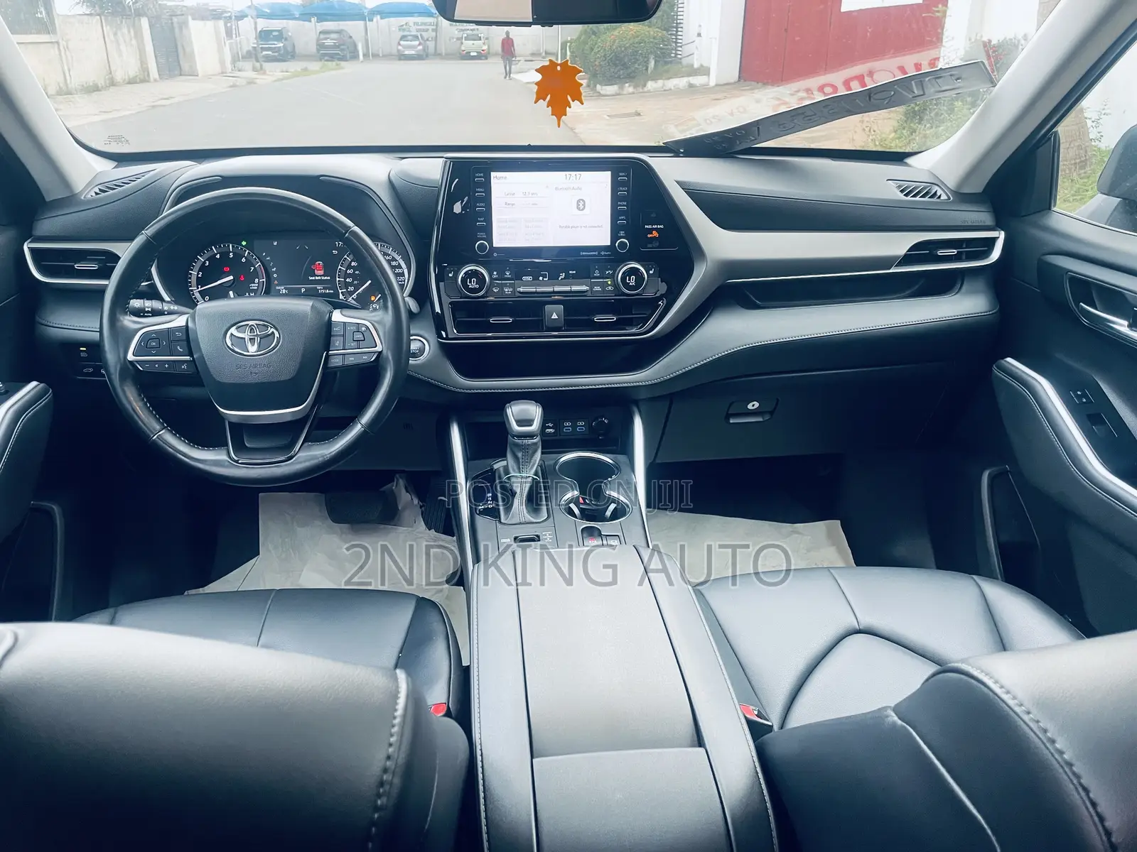 Toyota Highlander XLE AWD 2023 Gray