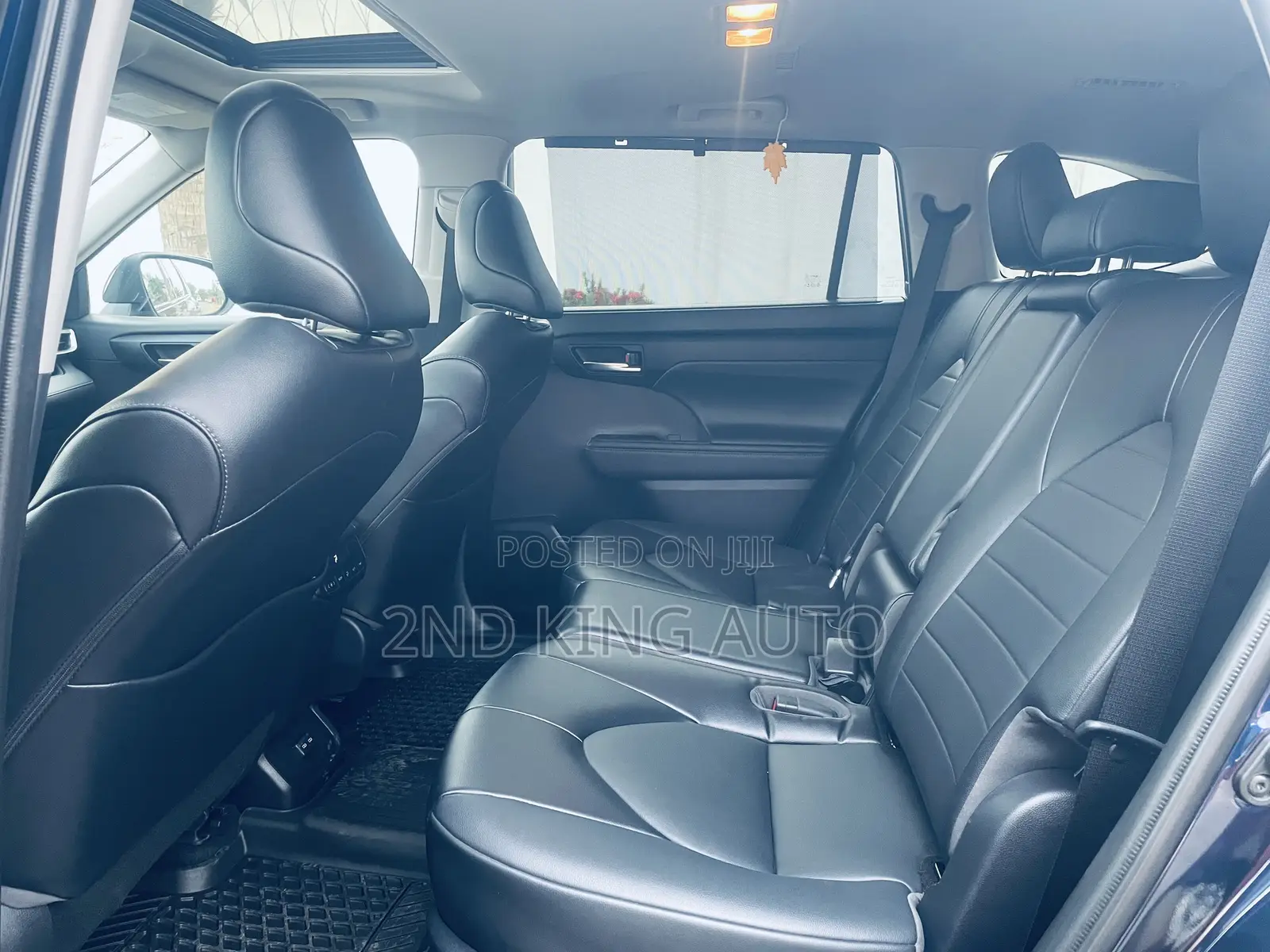 Toyota Highlander XLE AWD 2023 Gray