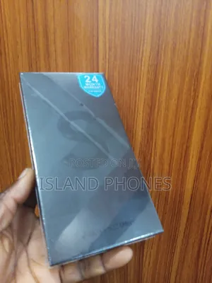 New Samsung Galaxy S22 Ultra 128 GB Black