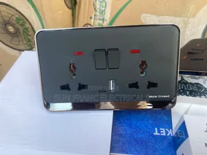13amp Black Design Double Multi Socket With USB and Type C