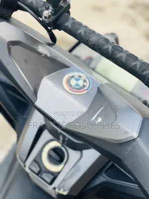 BMW Sport 2022 Black