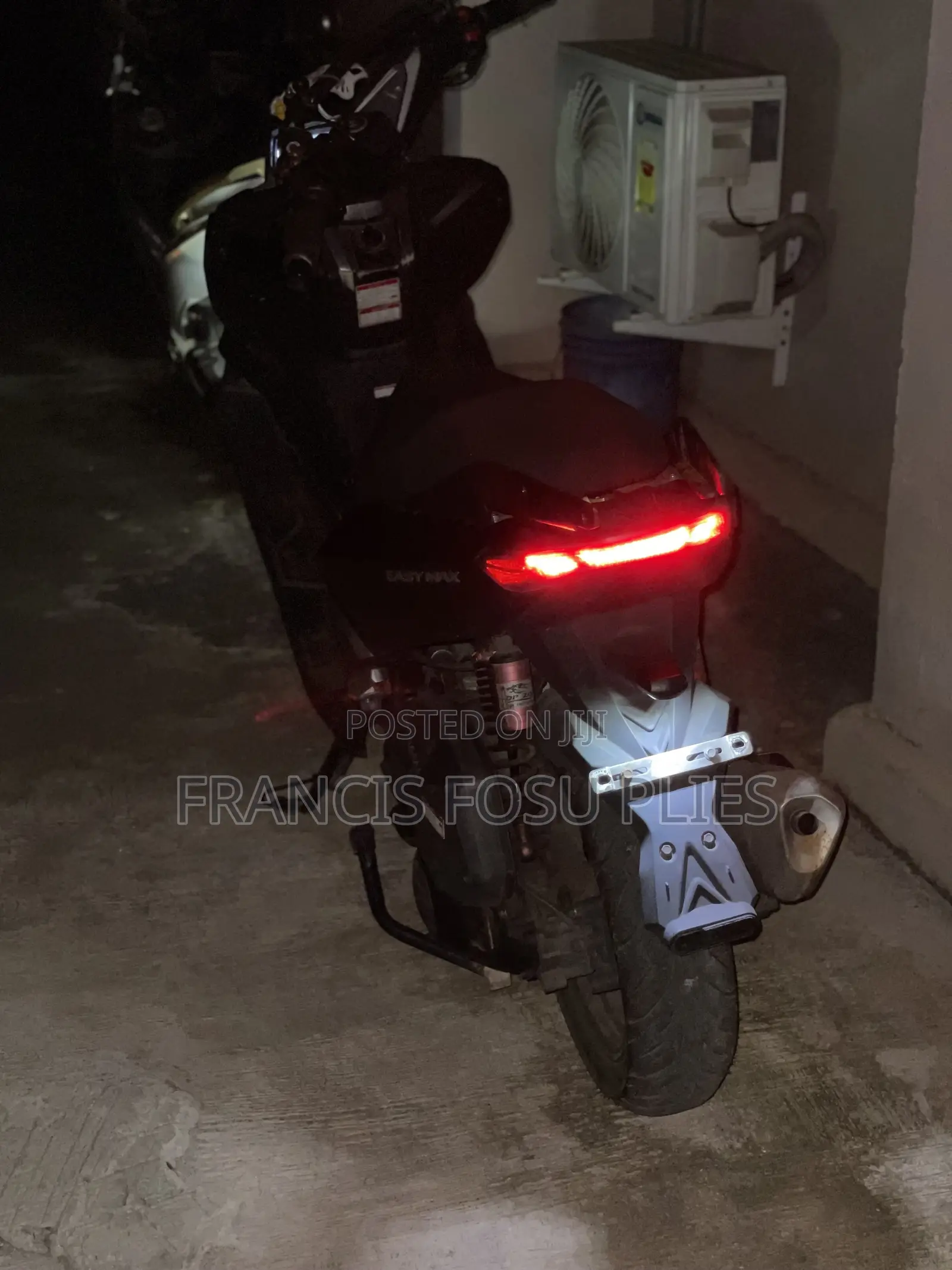 BMW Sport 2022 Black