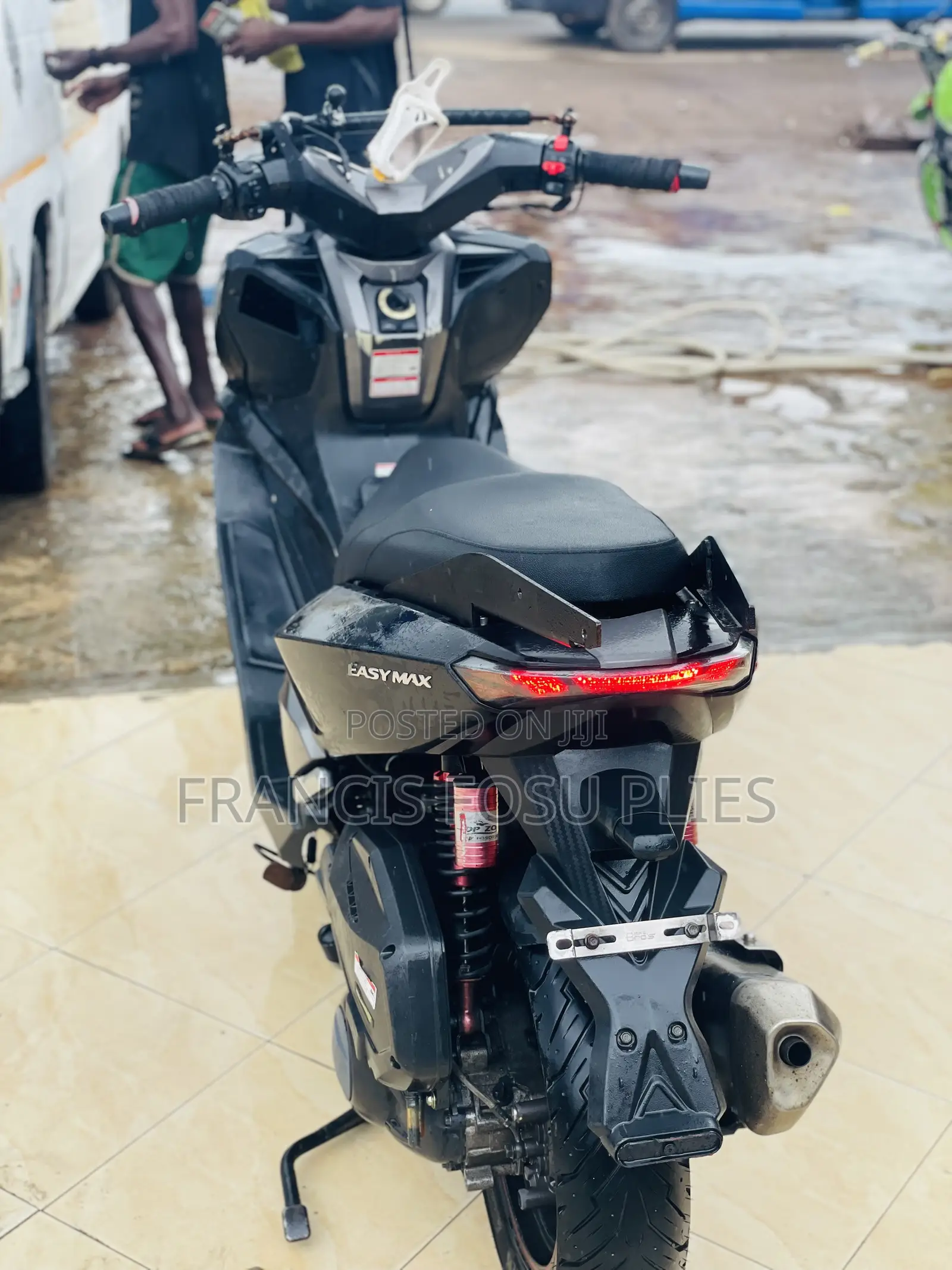 BMW Sport 2022 Black