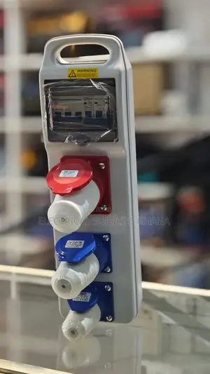 Industrial Distribution Board With 32A 5-Pin, 32A 3-Pin and 16A 3-Pins