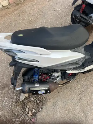 Kymco Xciting 2019 White