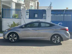 Hyundai Elantra Limited PZEV 4dr Sedan (1.8L 4cyl 6A) 2015 Gray