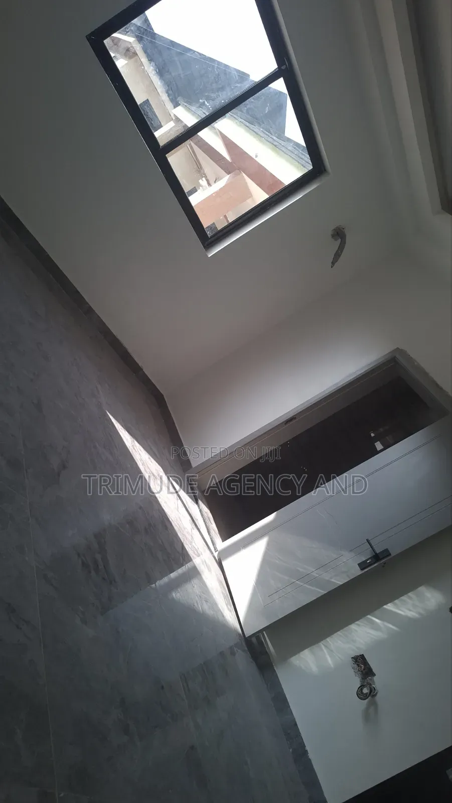 5bdrm House in Trimude Agency And, Kumasi Metropolitan for sale