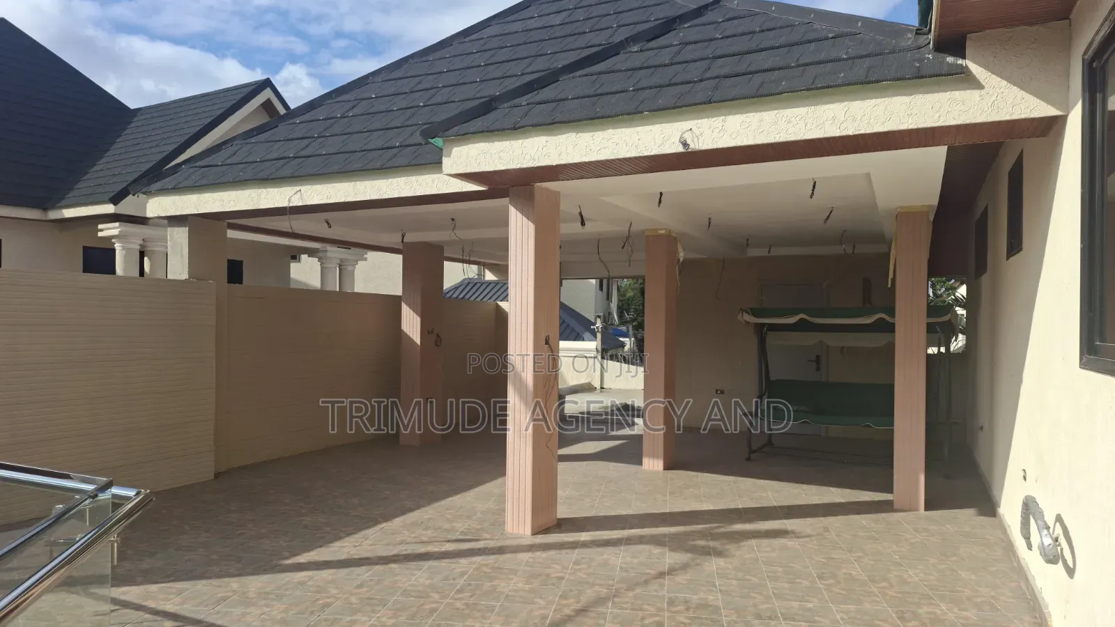 5bdrm House in Trimude Agency And, Kumasi Metropolitan for sale