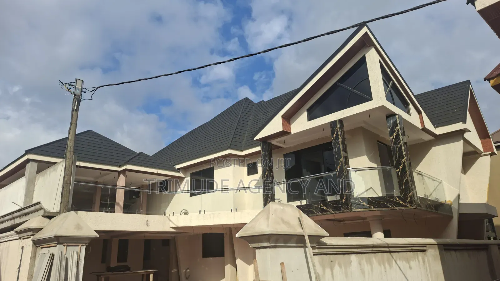 5bdrm House in Trimude Agency And, Kumasi Metropolitan for sale
