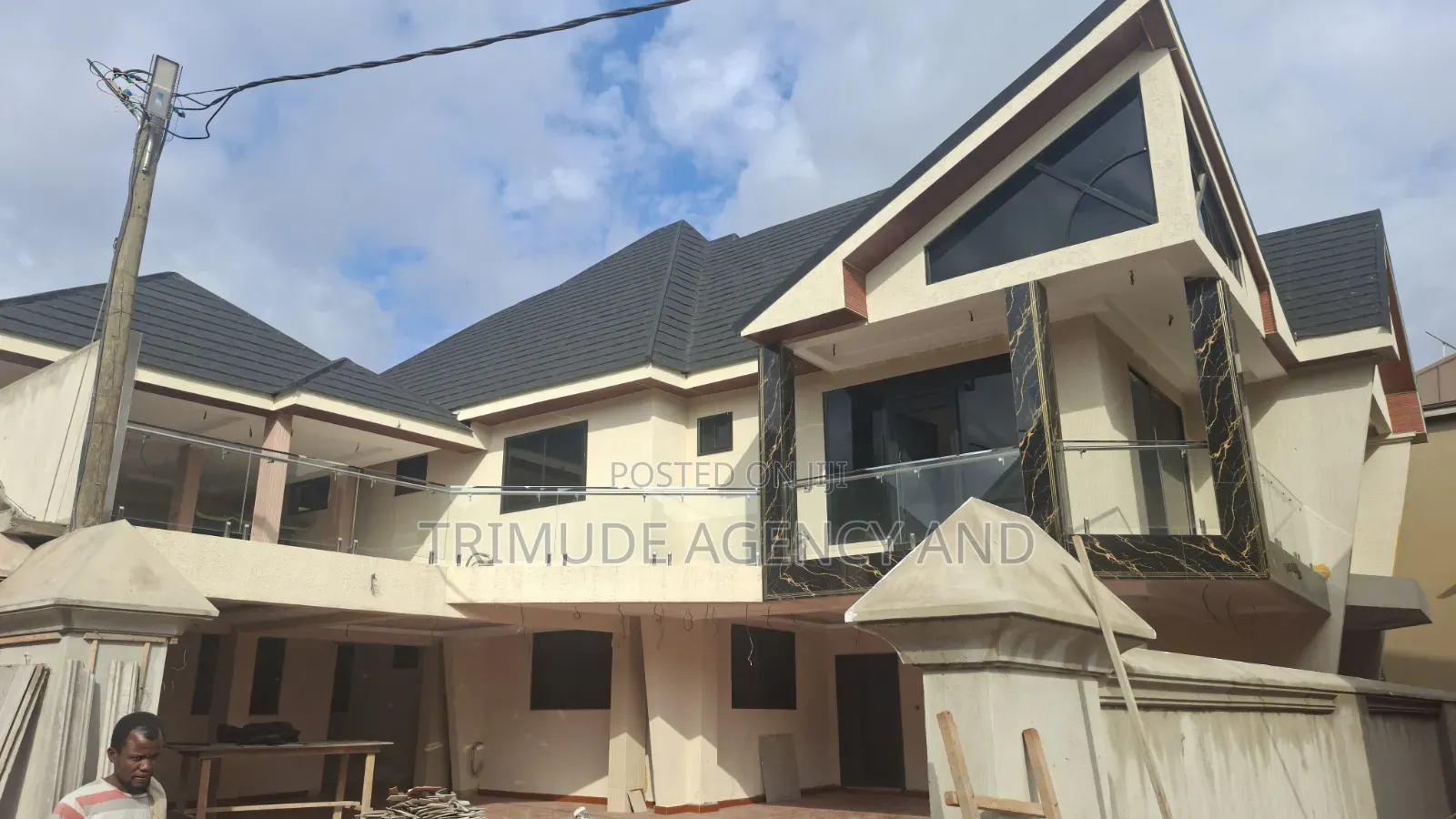 5bdrm House in Trimude Agency And, Kumasi Metropolitan for sale