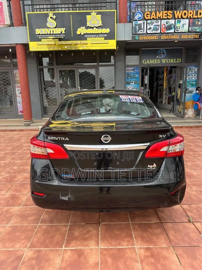 Nissan Sentra SV 4dr Sedan (1.8L 4cyl CVT) 2015 Black