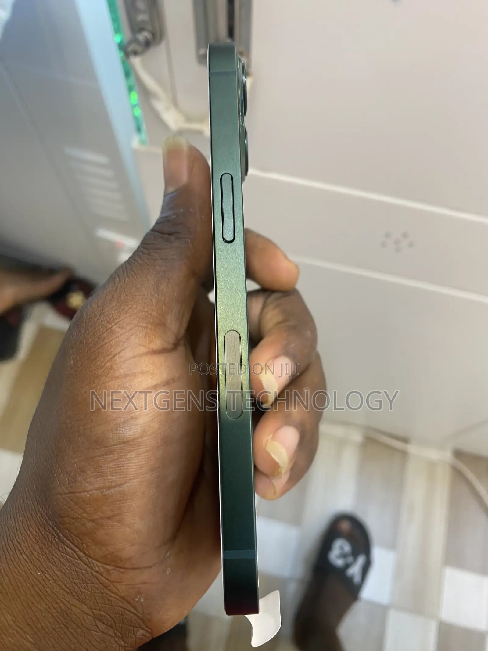 Apple iPhone 13 128 GB Green