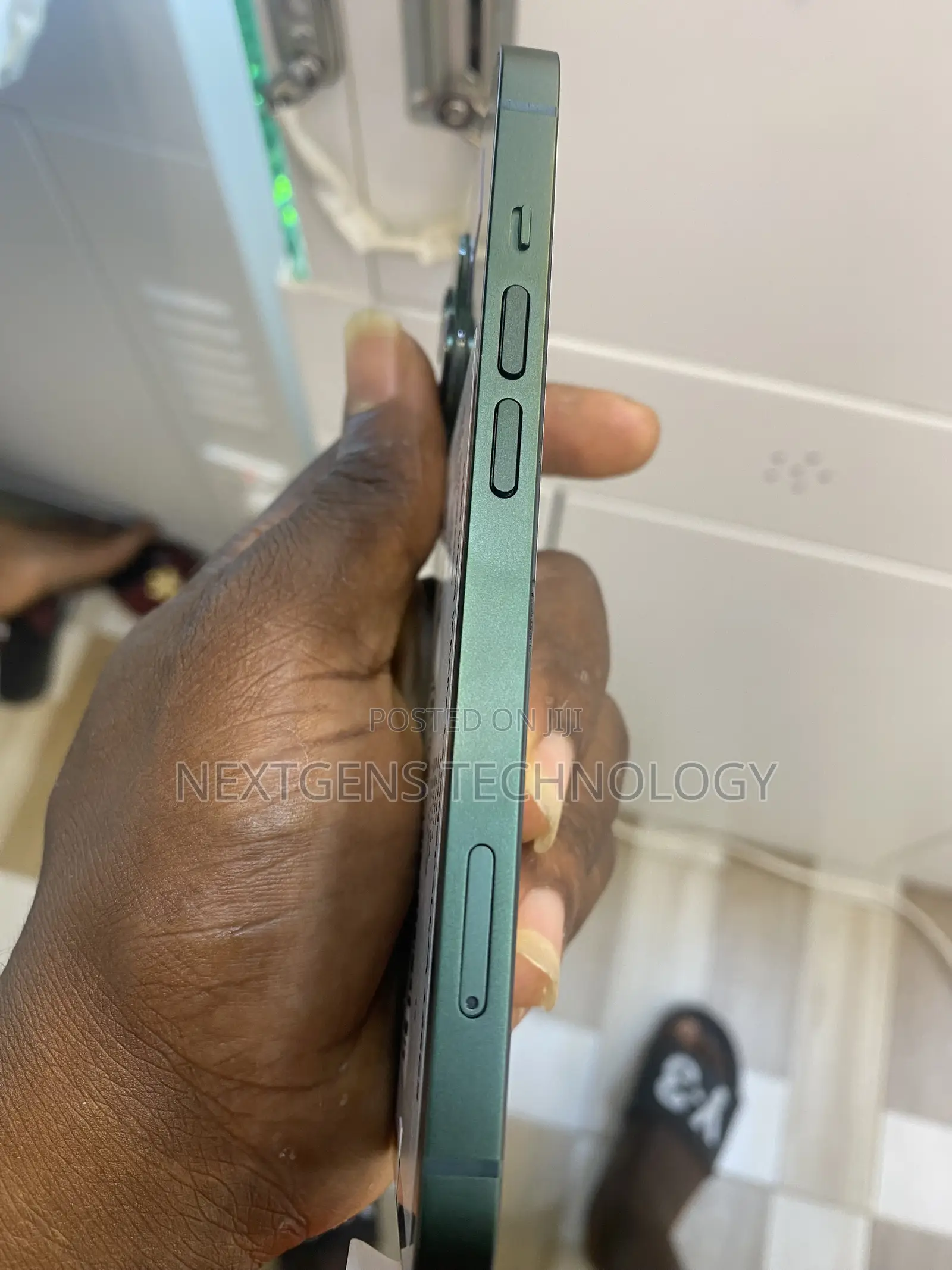 Apple iPhone 13 128 GB Green
