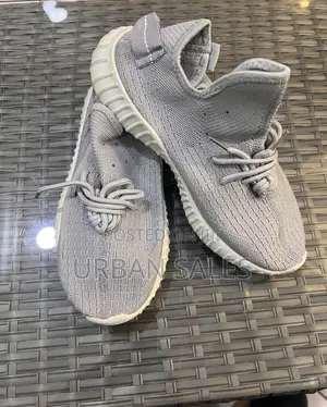 Yeezy Sneakers