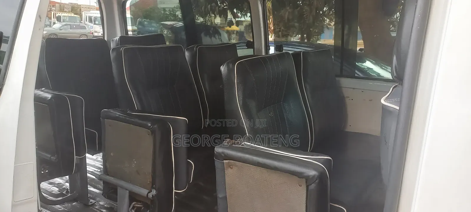 Toyota HiAce 2007 White
