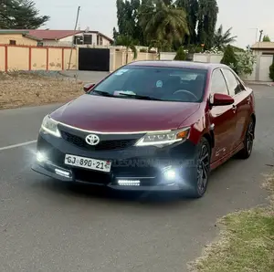 Toyota Camry LE 4dr Sedan (2.5L 4cyl 6A) 2014 Red