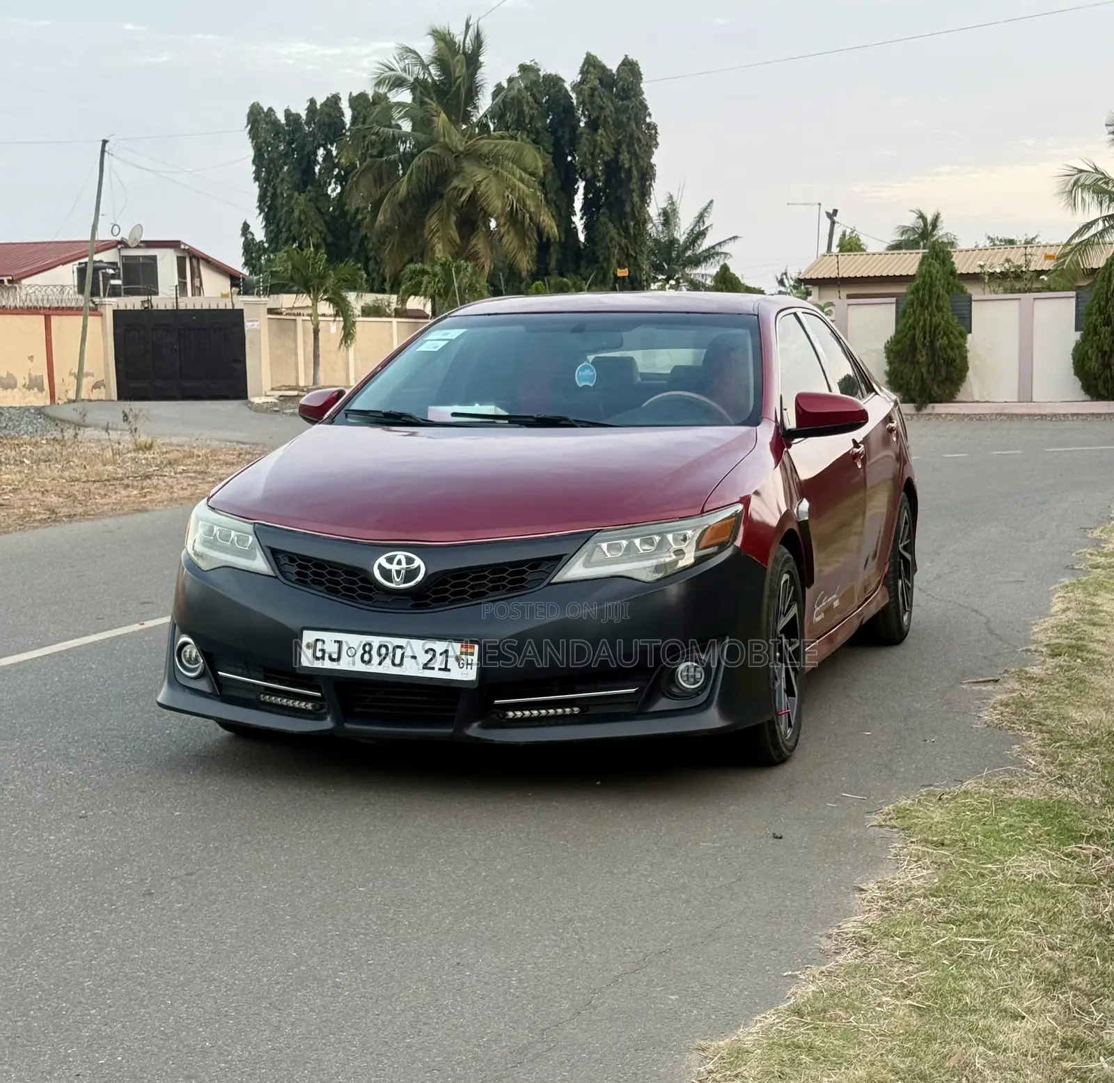 Toyota Camry LE 4dr Sedan (2.5L 4cyl 6A) 2014 Red