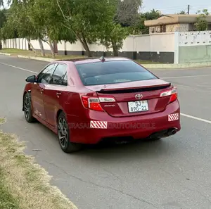 Toyota Camry LE 4dr Sedan (2.5L 4cyl 6A) 2014 Red