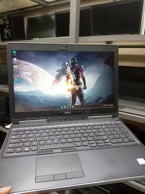 Laptop Dell Precision 7510 32GB Intel Xeon HDD+SSD 1T