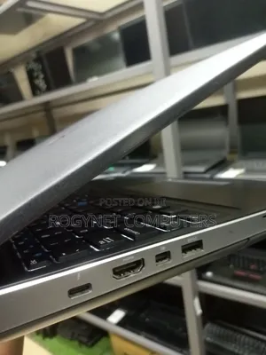 Laptop Dell Precision 7510 32GB Intel Xeon HDD+SSD 1T