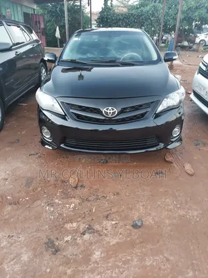 Toyota Corolla 2013 Black