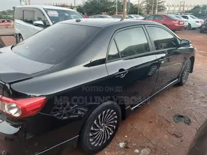 Toyota Corolla 2013 Black