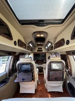 GMC Savana 3500 2012 Black