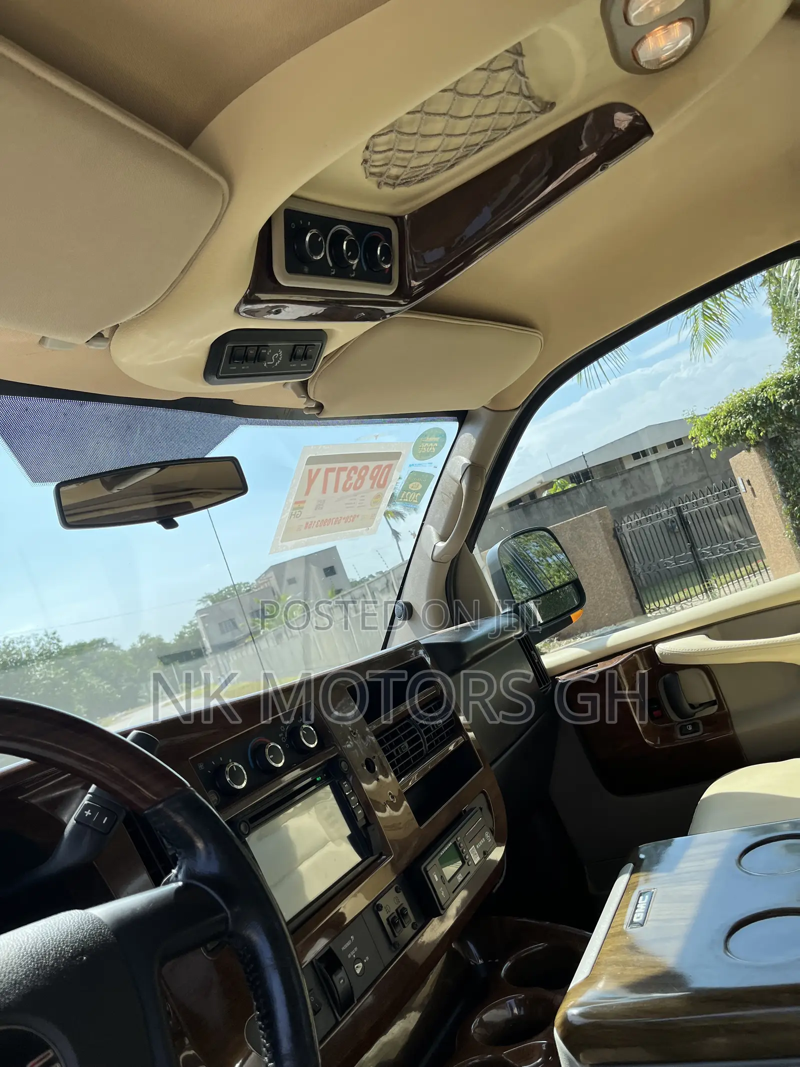 GMC Savana 3500 2012 Black