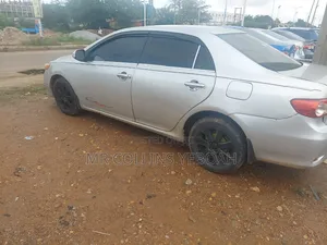 Toyota Corolla 2010 Silver