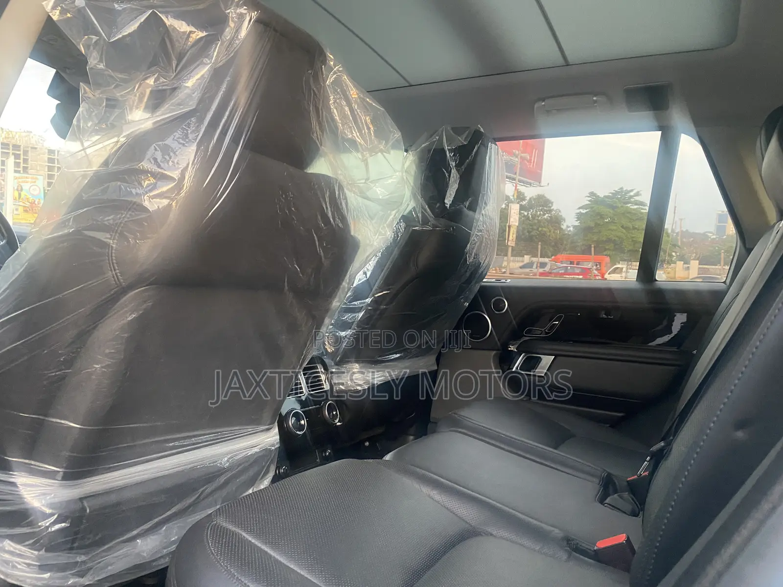 Land Rover Range Rover 3.0L V6 Supercharged HSE 2019 White