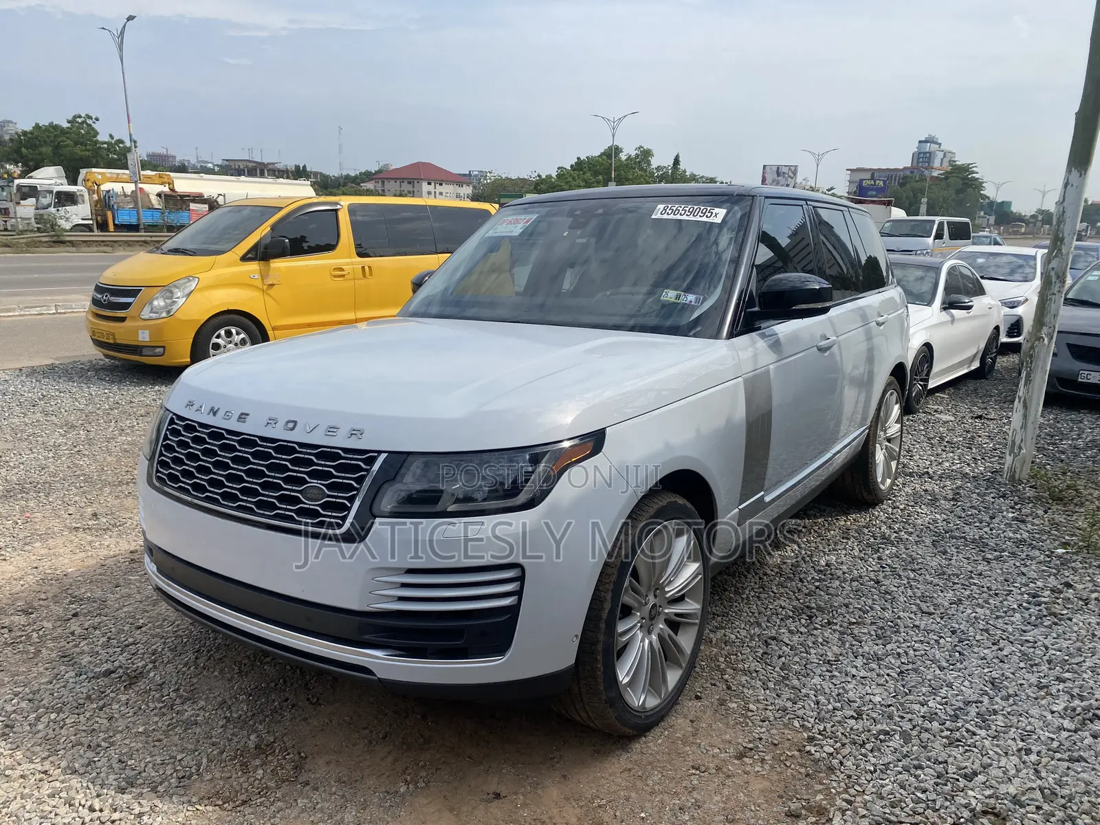Land Rover Range Rover 3.0L V6 Supercharged HSE 2019 White