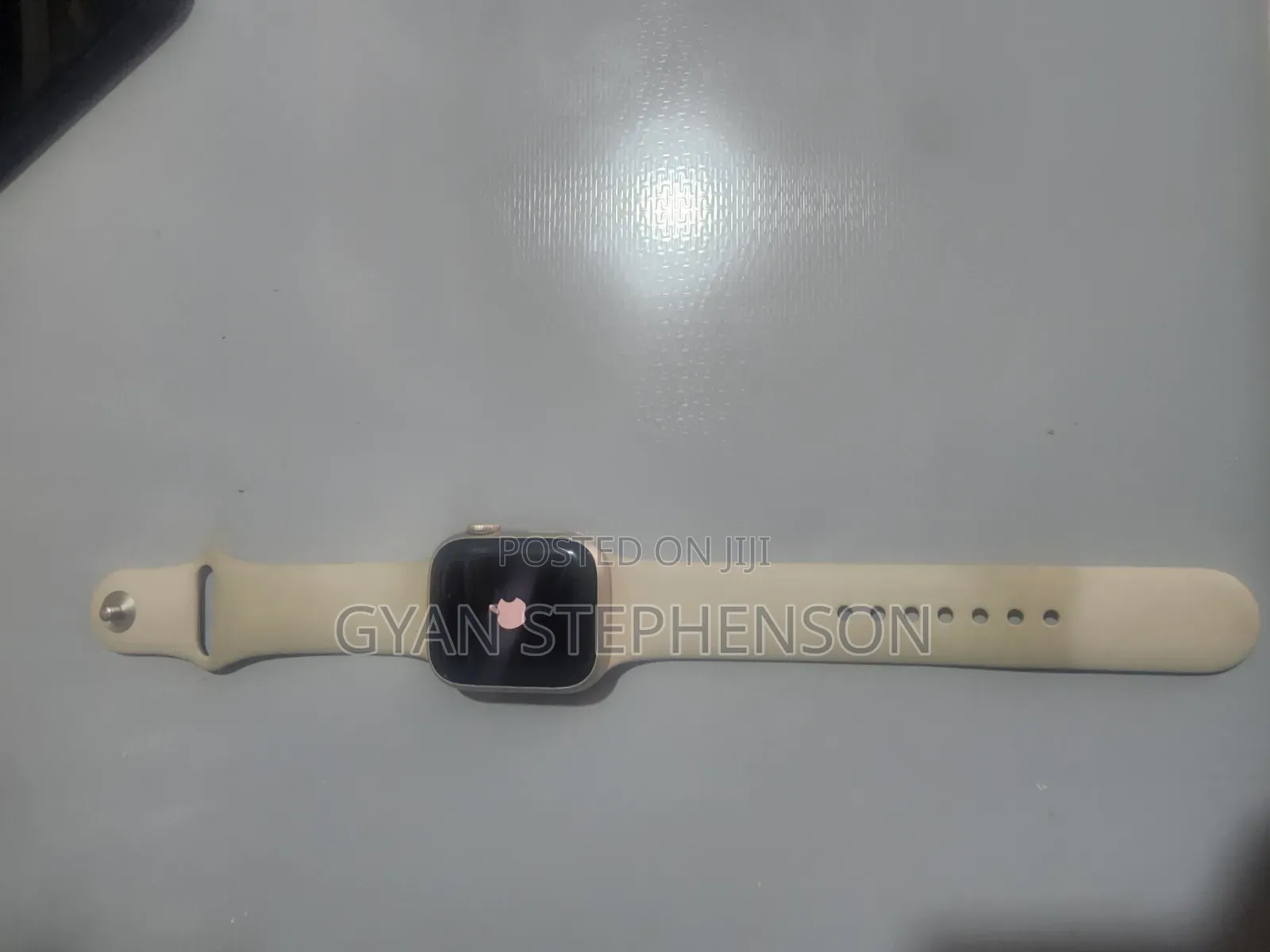Apple Series 7