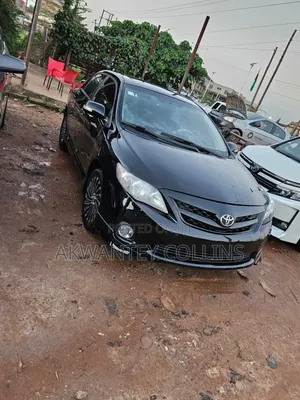Toyota Corolla 2012 Black
