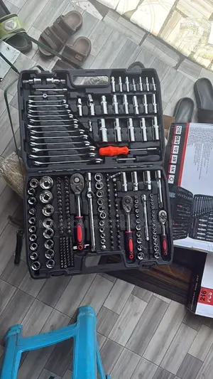 216 PCS Professional Mechanical Tools Box