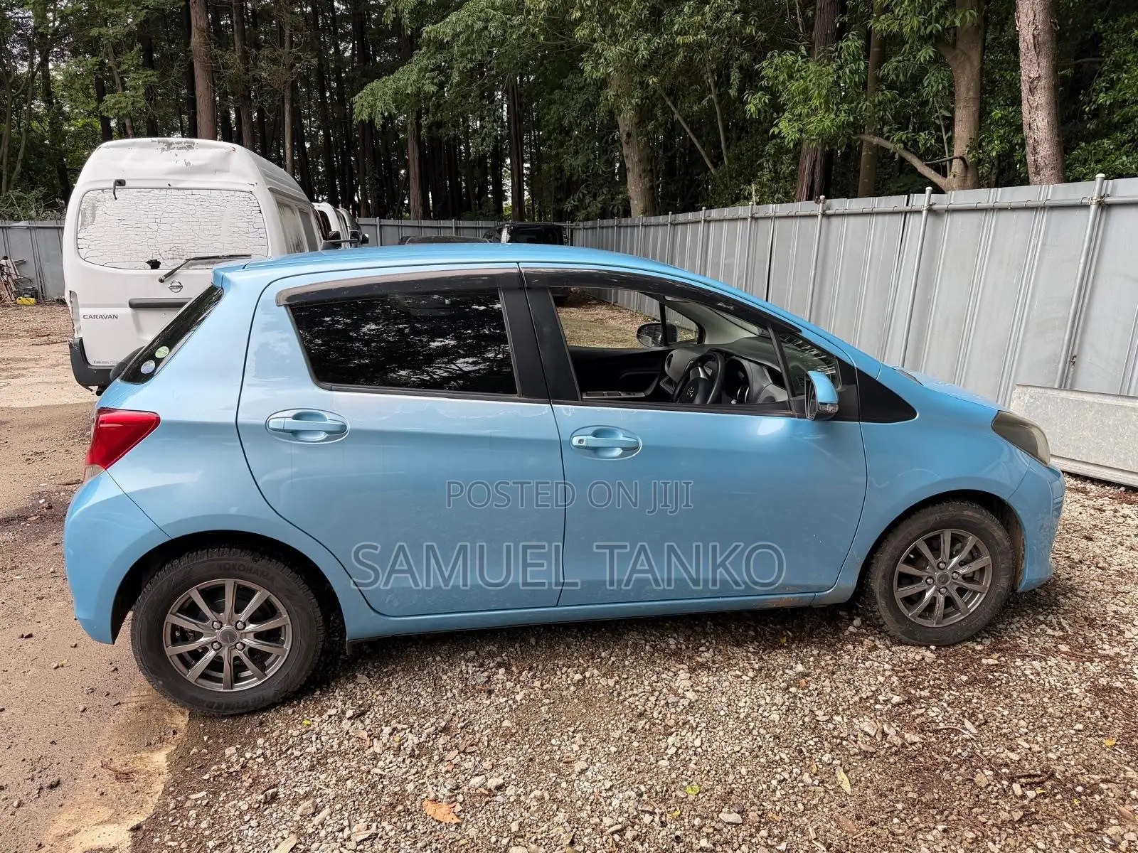 Toyota Vitz 2015 Blue
