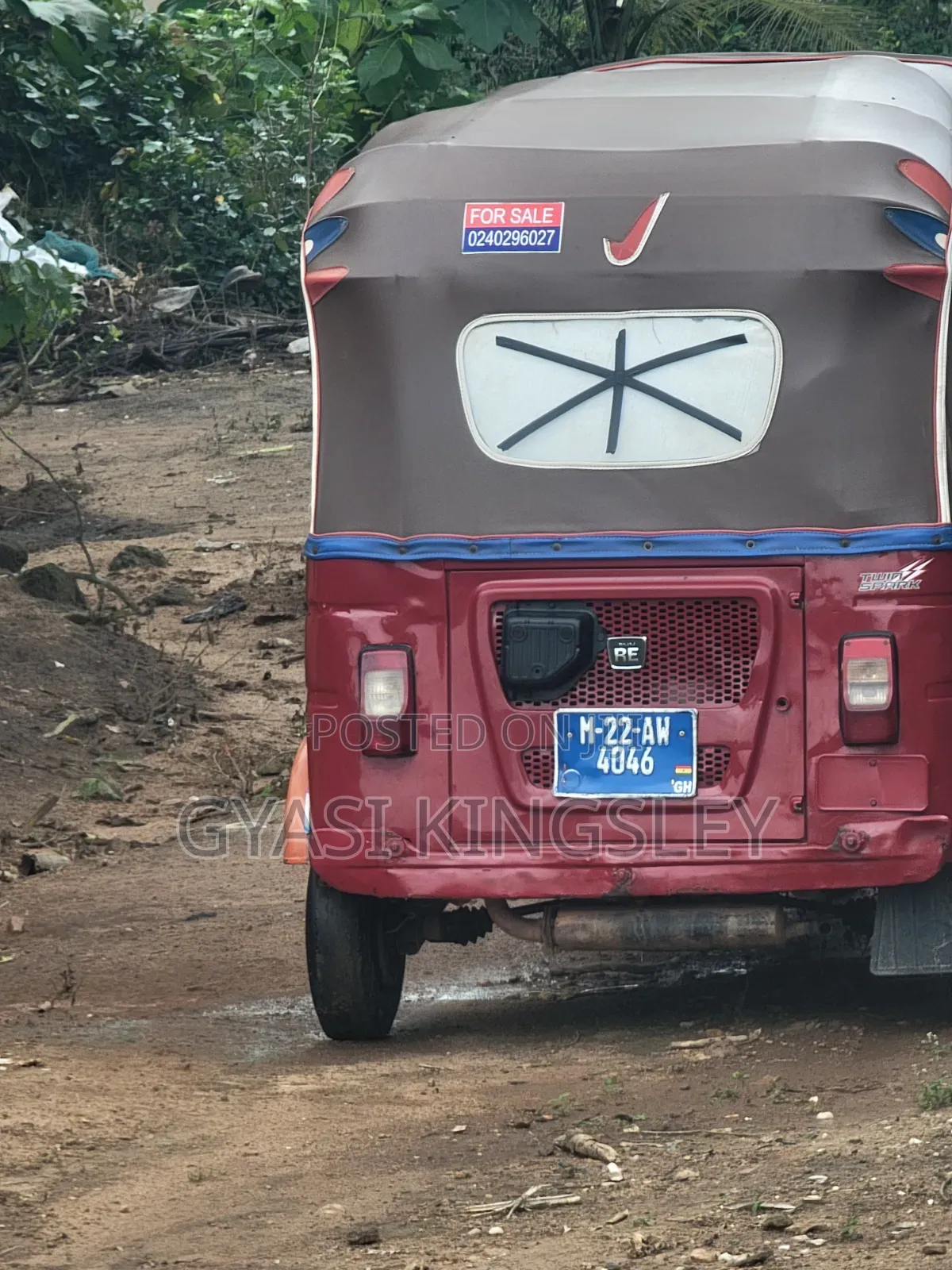 Bajaj RE 2022 Red