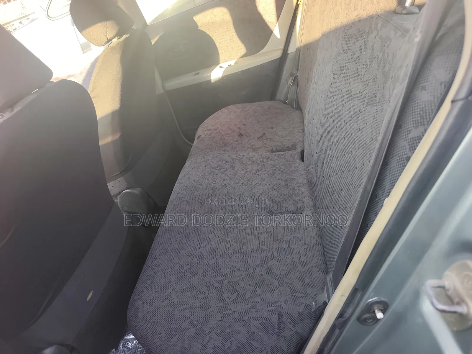 Toyota Vitz 2010 Gray