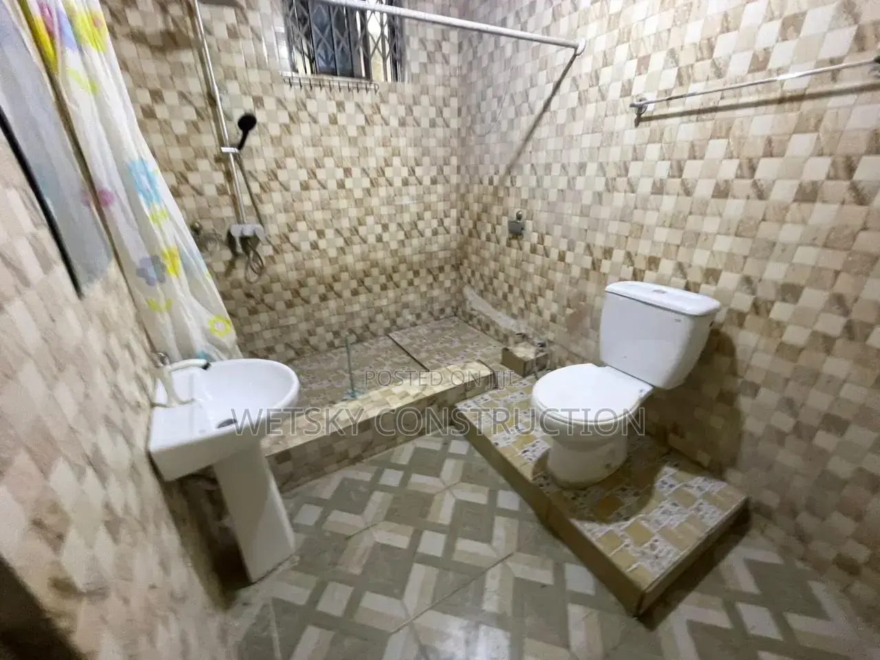 2bdrm Apartment in Ablekuma Curve, CP for rent