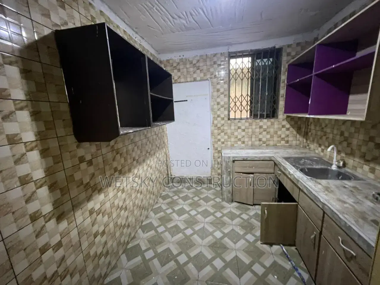 2bdrm Apartment in Ablekuma Curve, CP for rent