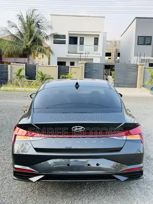 Hyundai Elantra SEL 2021 Gray