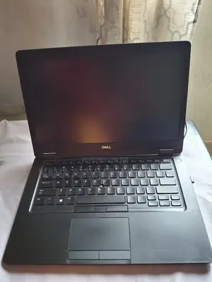 Laptop Dell Latitude 5490 8GB Intel Core i5 SSD 256GB
