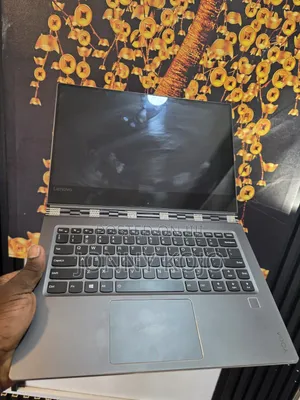 Laptop Lenovo Yoga 710 8GB Intel Core i7 SSD 256GB