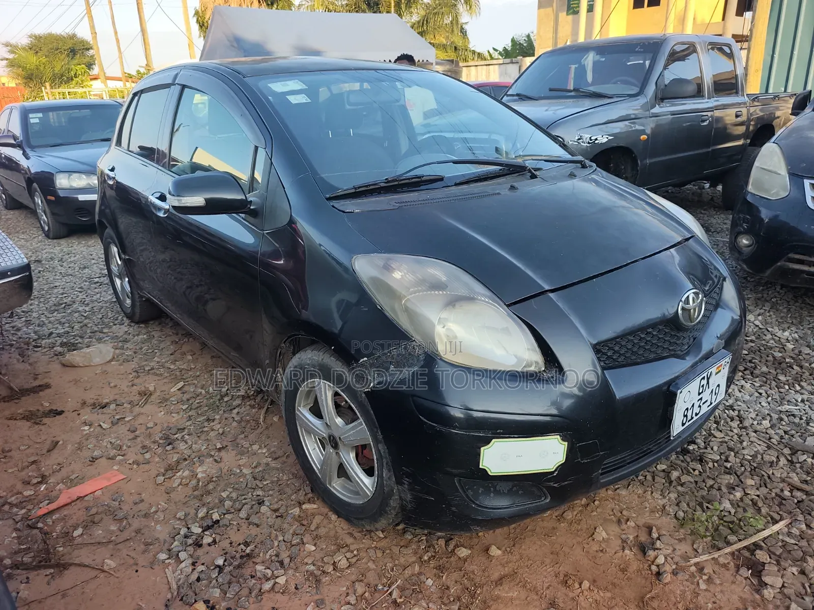 Toyota Vitz 2010 Black