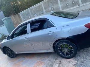 Toyota Corolla 2009 Silver