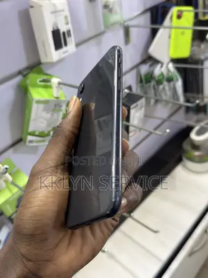 Apple iPhone XR 64 GB Black