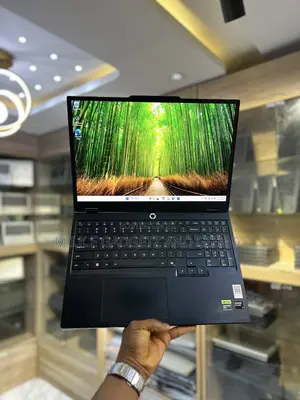 Laptop Lenovo Legion 5 16GB AMD Ryzen 7 SSD 512GB